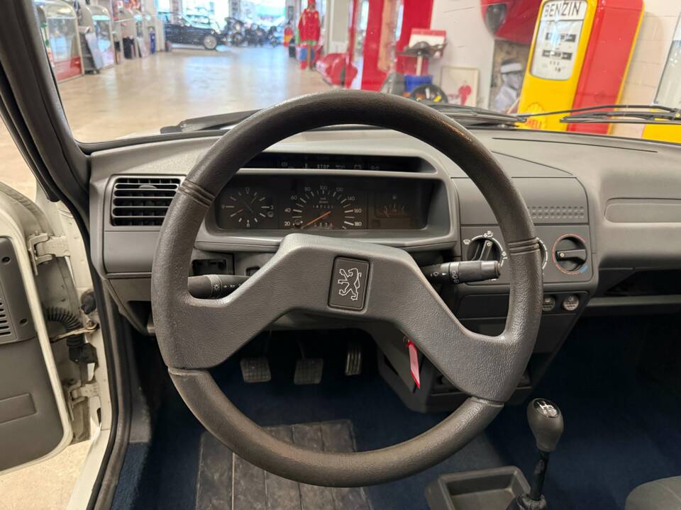 Image 9/16 of Peugeot 205 (1992)