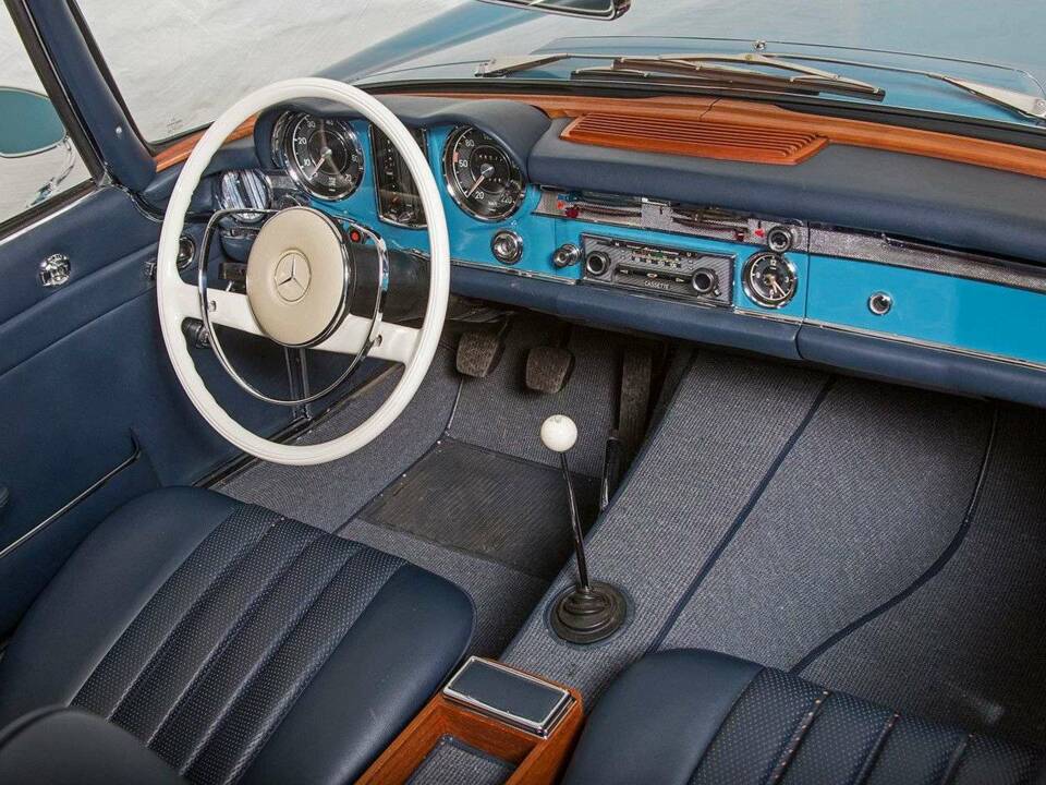 Imagen 37/44 de Mercedes-Benz 230 SL (1965)