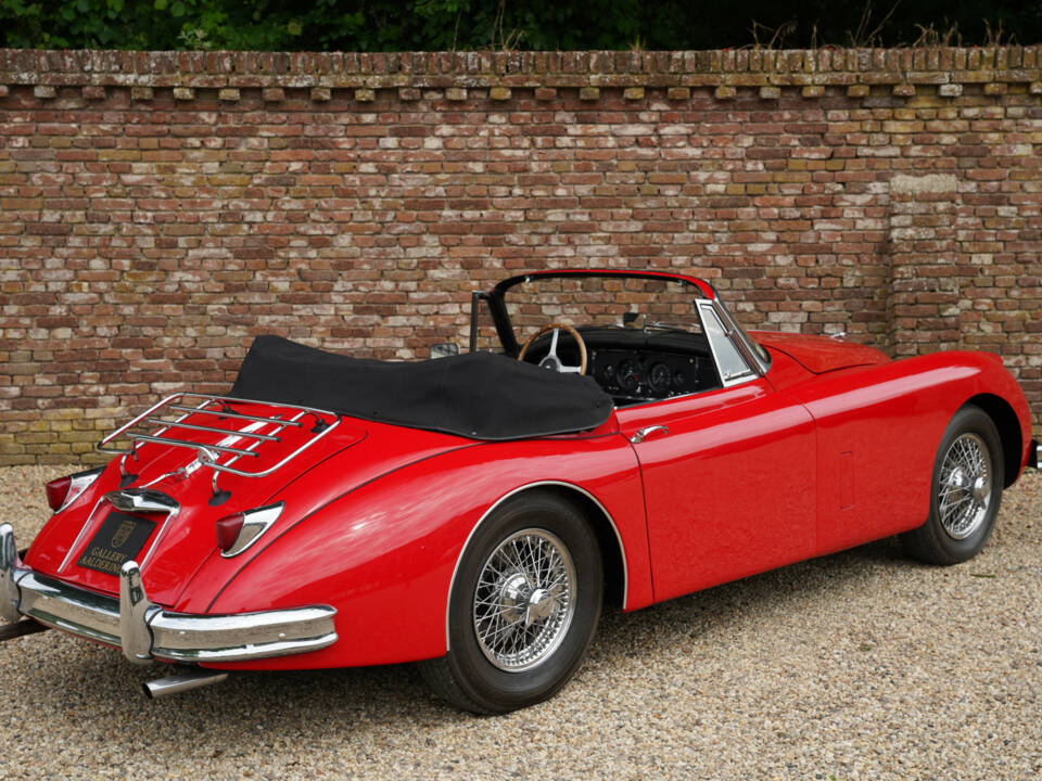 Image 10/50 of Jaguar XK 150 DHC (1960)