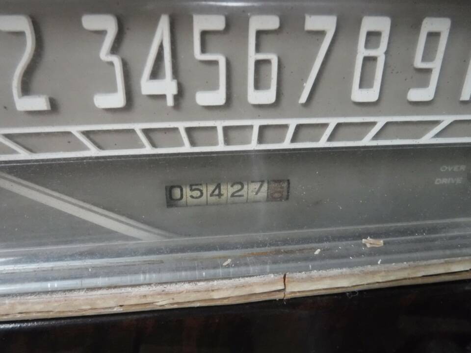 Image 15/50 of Packard 110 (1941)