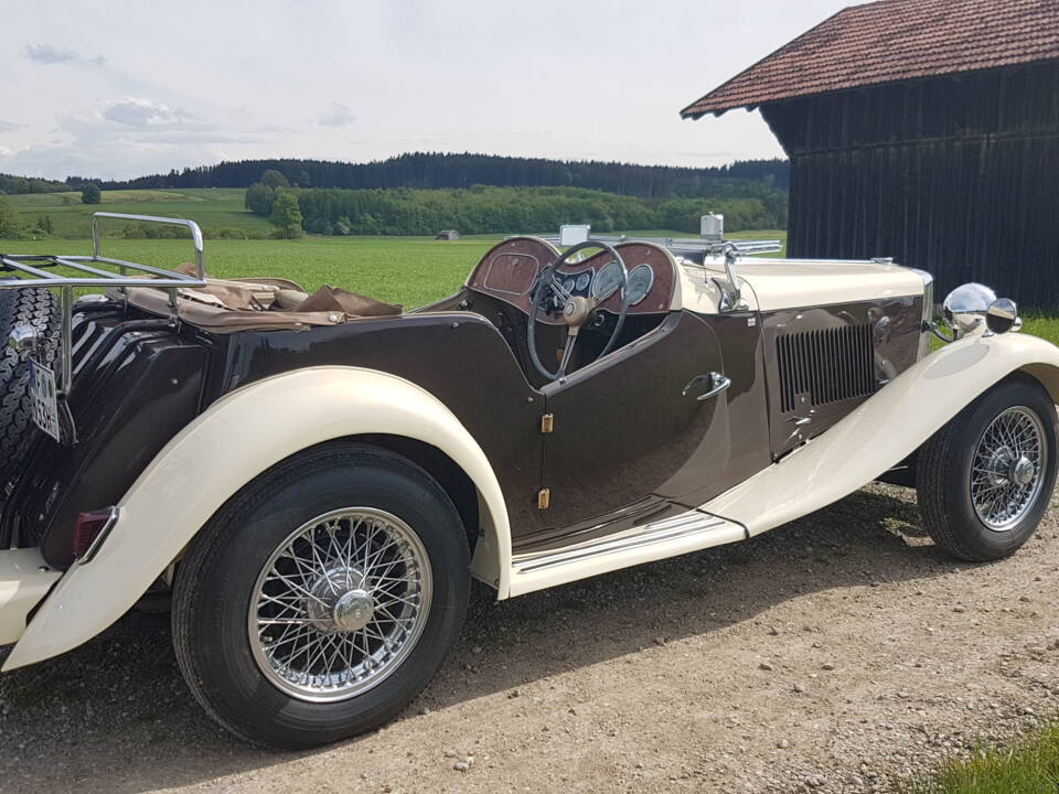 Image 4/52 of MG TD (1953)