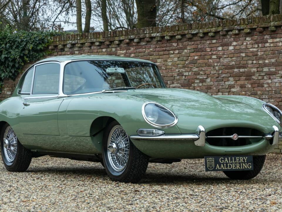 Afbeelding 33/50 van Jaguar E-Type 4.2 (1967)