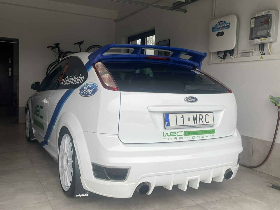 Immagine 4/17 di Ford Focus RS WRC (2007)