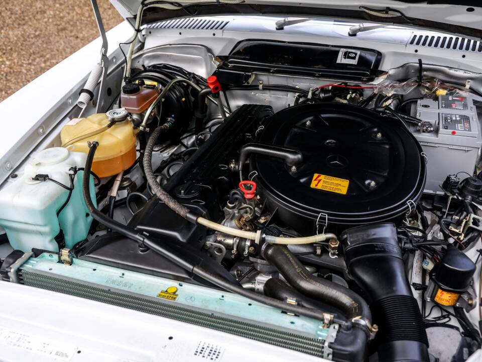 Afbeelding 25/50 van Mercedes-Benz 300 SL (1989)