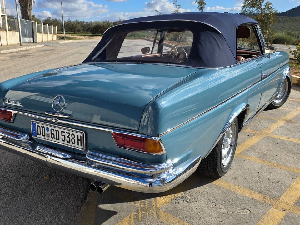 Immagine 17/40 di Mercedes-Benz 300 SE (1964)