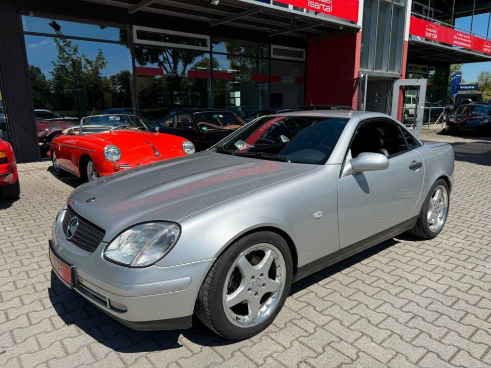 Image 2/16 of Mercedes-Benz SLK 230 Kompressor (1998)