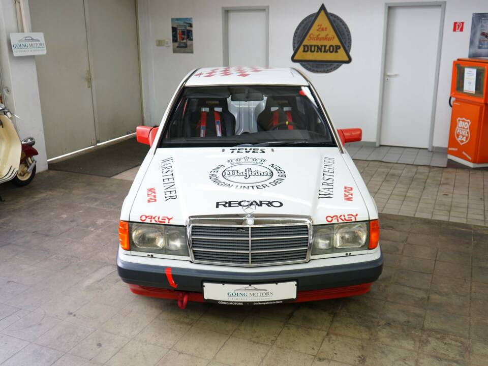 Imagen 7/36 de Mercedes-Benz 190 E 2.6 (1990)