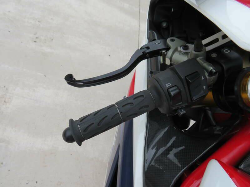 Bild 13/44 von Ducati DUMMY (2010)