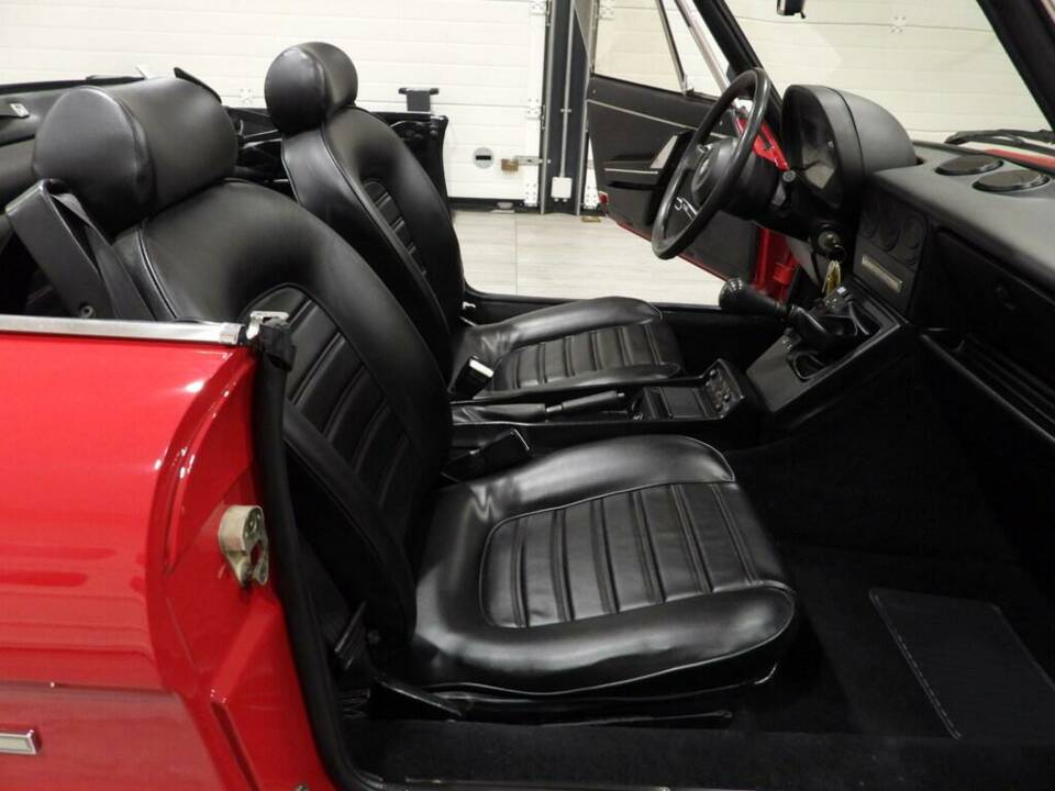 Image 9/15 of Alfa Romeo 1.6 Spider (1989)