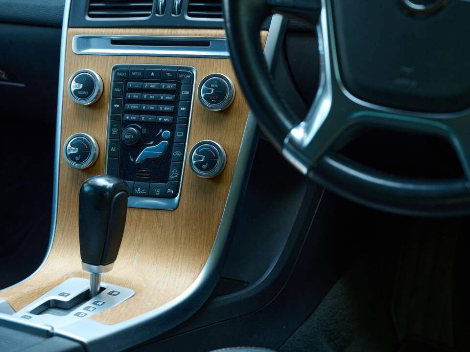 Image 41/50 de Volvo XC60 T5 (2012)
