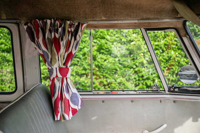 Immagine 14/29 di Volkswagen T1 camper (1964)