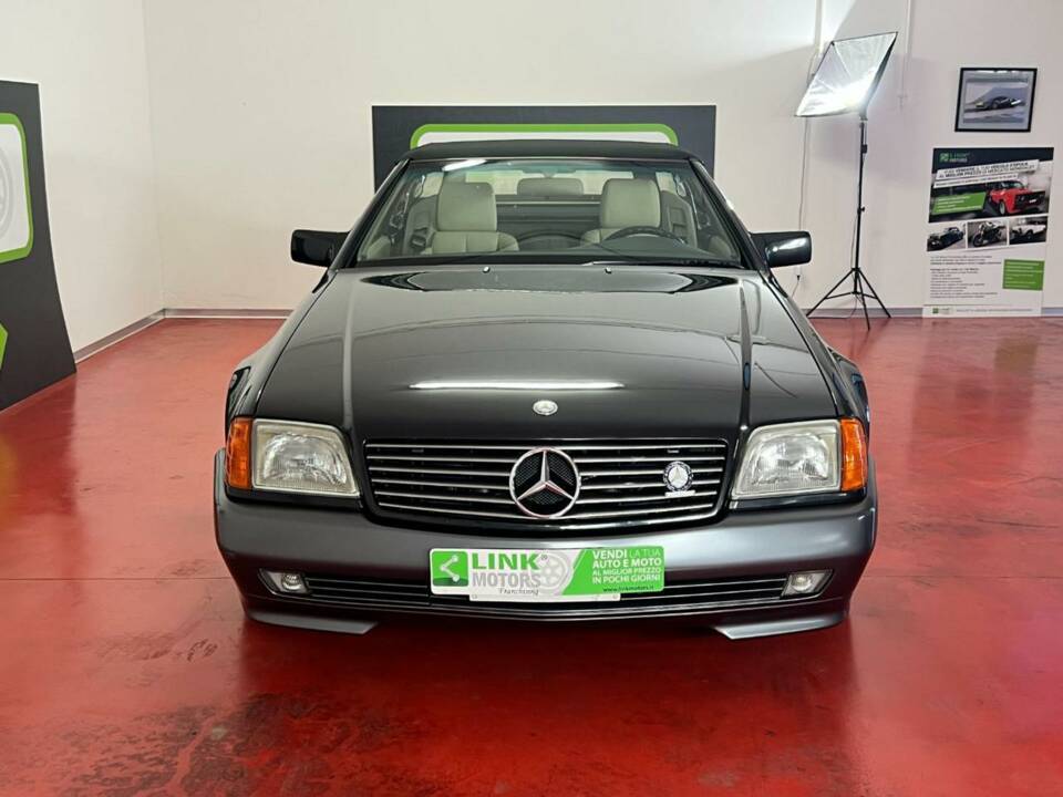 Image 9/48 of Mercedes-Benz 300 SL-24 (1992)