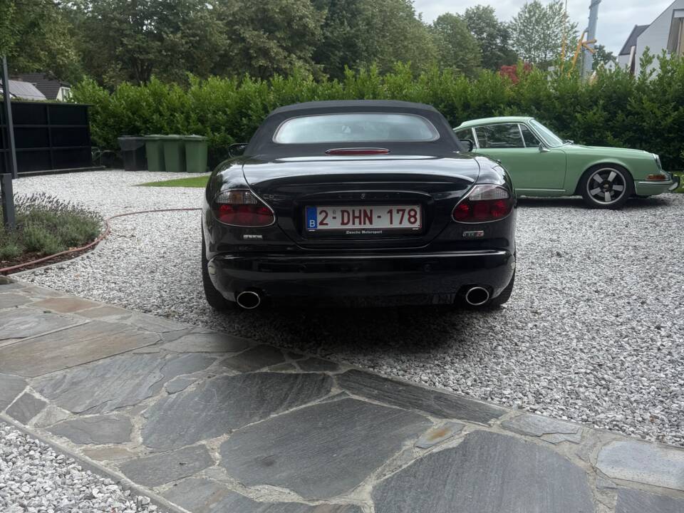 Image 6/24 of Jaguar XKR (2005)