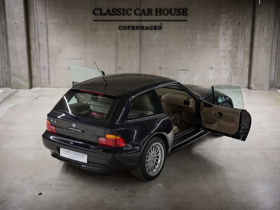 Bild 91/93 von BMW Z3 Coupé 2.8 (1997)