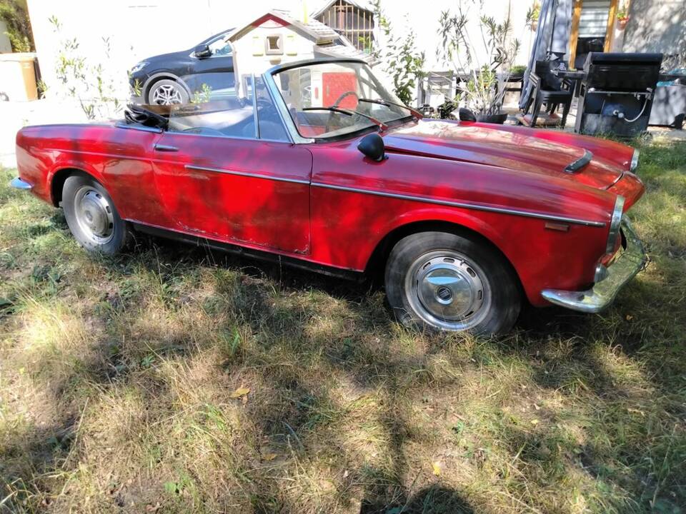 Afbeelding 5/8 van FIAT 1200 Convertible (1960)