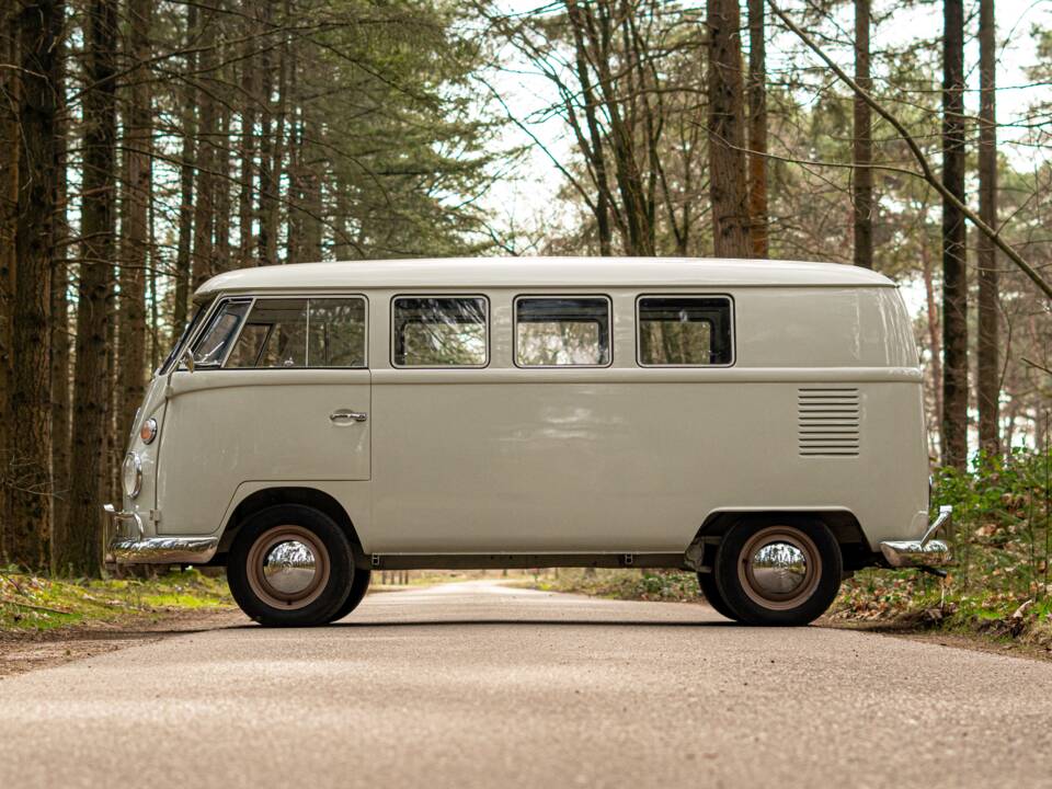 Imagen 2/5 de Volkswagen T1 Kombi (1965)