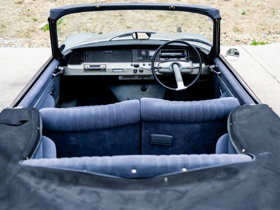 Bild 41/50 von Citroën ID 19 Usine (1967)
