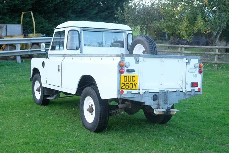 Bild 13/50 von Land Rover 109 (1983)