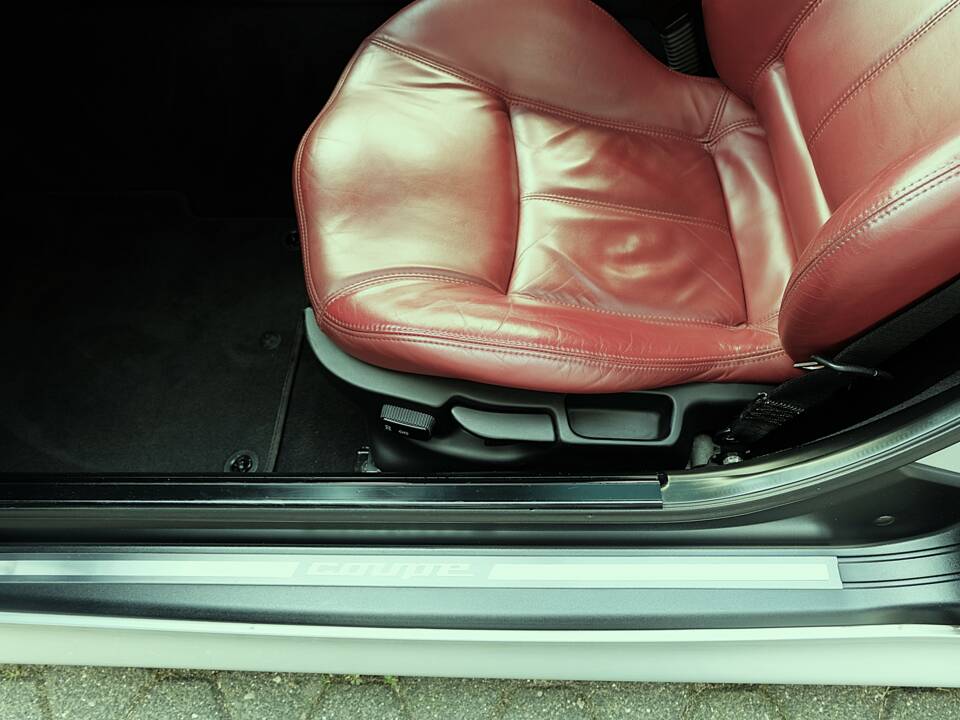 Bild 14/61 von BMW Z3 Coupé 3.0 (2001)