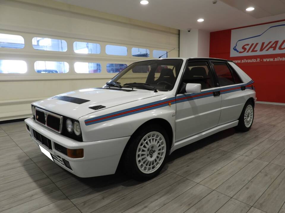 Immagine 3/8 di Lancia Delta HF Integrale Evoluzione I &quot;Martini 5&quot; (1992)