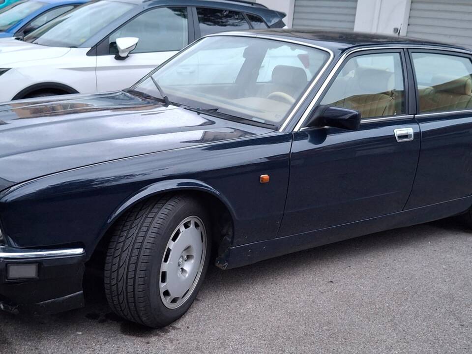 Bild 5/14 von Jaguar XJ 40 (XJ-R) (1992)