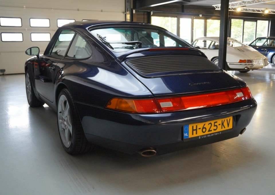 Image 39/50 de Porsche 911 Carrera (1995)