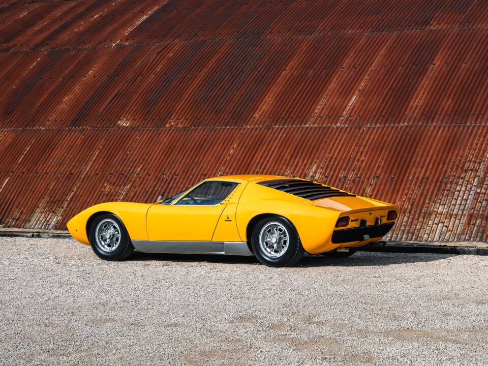 Afbeelding 4/56 van Lamborghini Miura P 400 S (1969)
