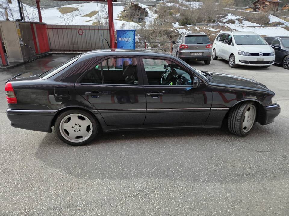 Bild 5/16 von Mercedes-Benz C 36 AMG (1994)
