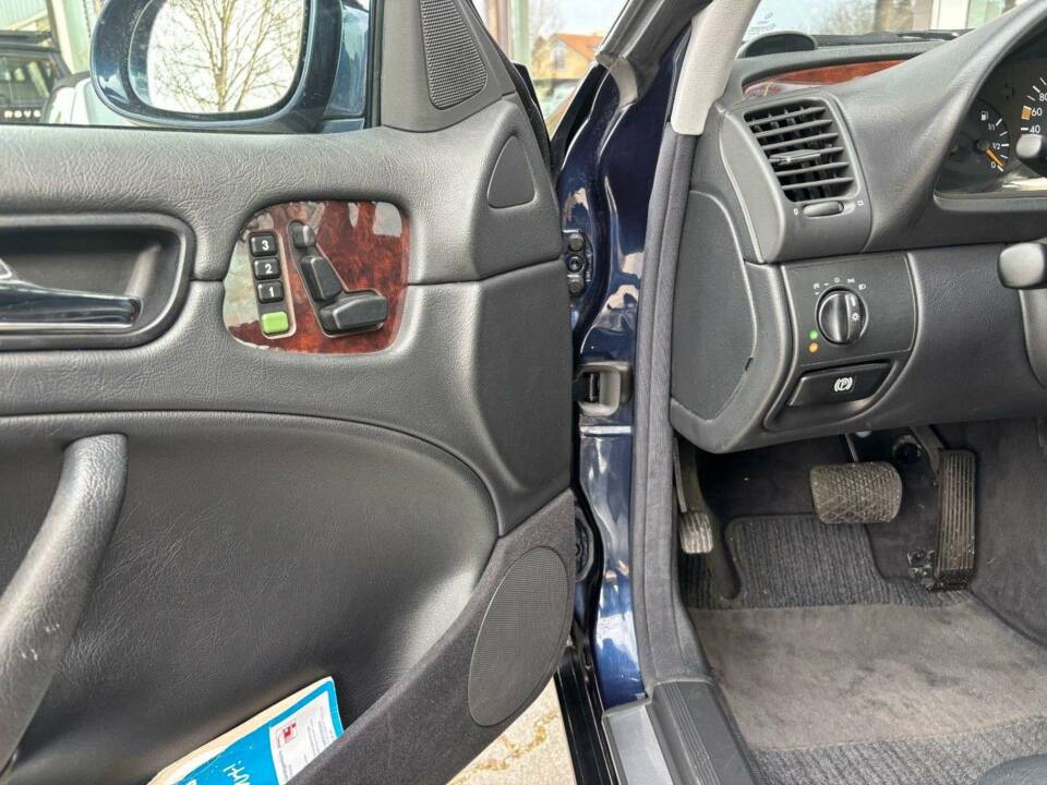 Afbeelding 11/34 van Mercedes-Benz CLK 320 (1999)