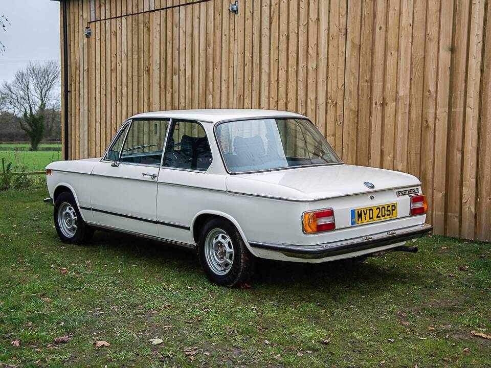 Image 3/8 de BMW 2002 tii (1975)