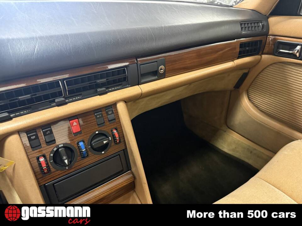 Obraz 13/15 pojazdu Mercedes-Benz 500 SEL (1982)