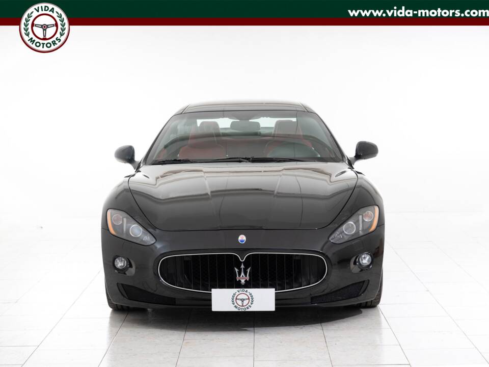 Image 5/15 of Maserati GranTurismo S (2012)