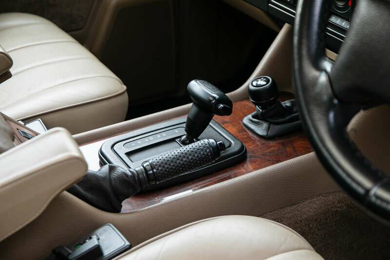 Image 40/44 of Land Rover Range Rover Classic Vogue SE (1996)
