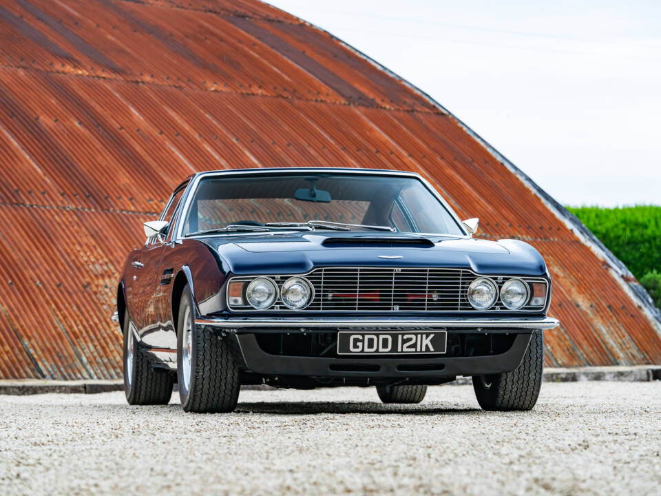 Bild 4/36 von Aston Martin DBS V8 (1971)
