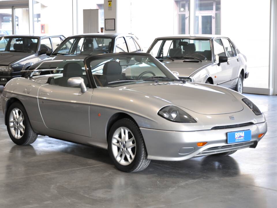 Bild 16/37 von FIAT Barchetta 1.8 16V (1998)
