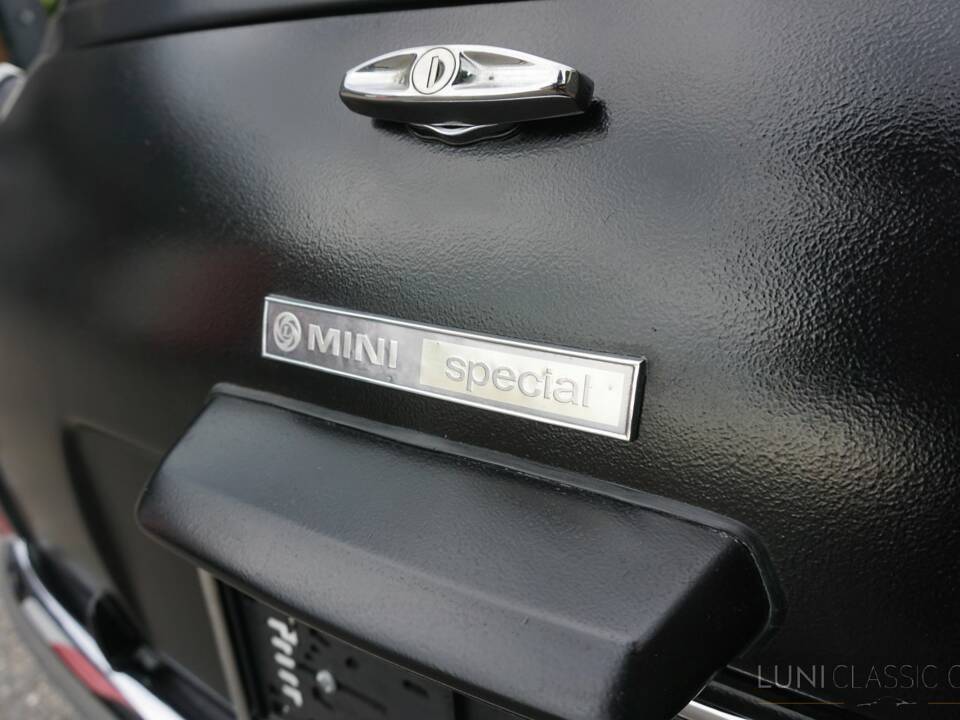 Image 19/64 of Mini 1100 Special (1980)