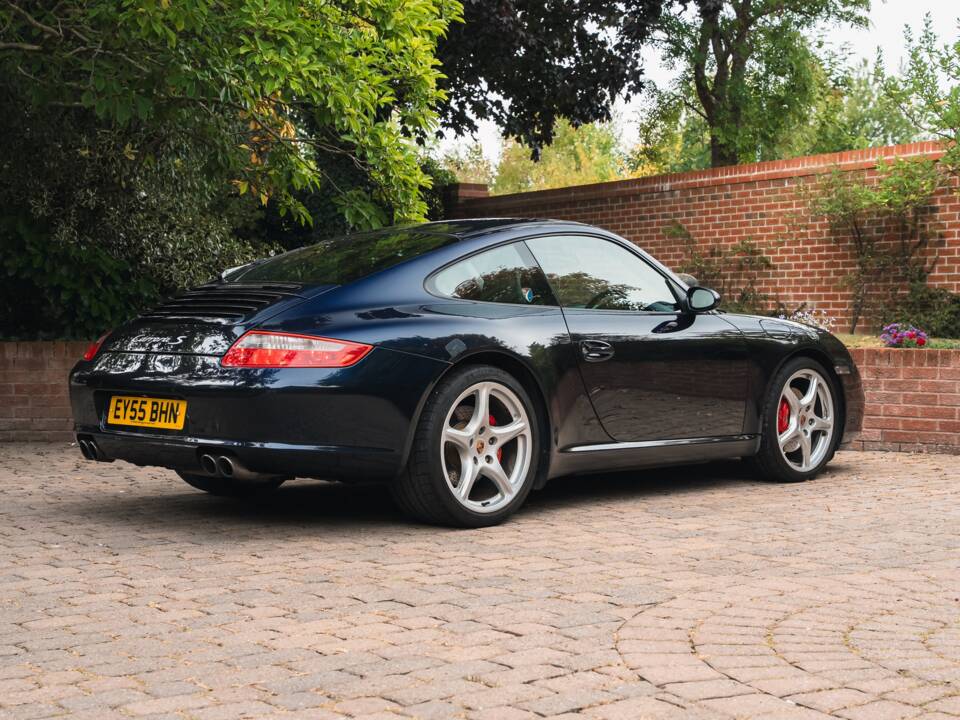 Bild 34/50 von Porsche 911 Carrera S (2005)