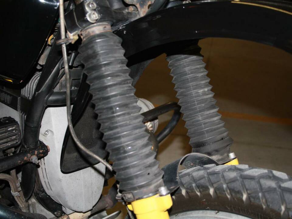 Image 44/50 of BMW DUMMY (1990)