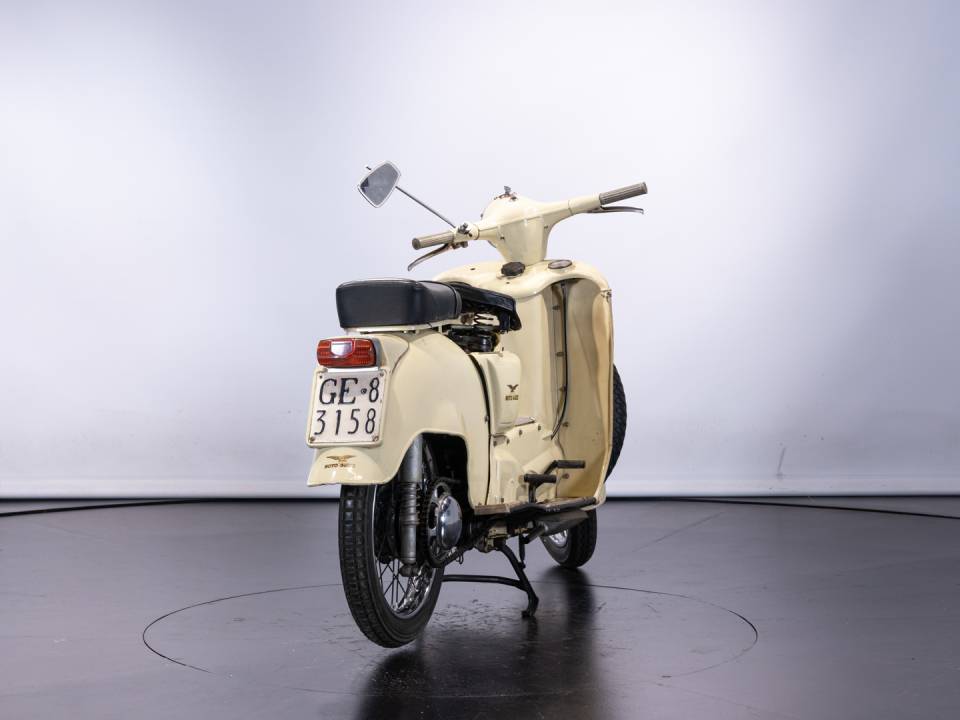 Image 6/24 of Moto Guzzi DUMMY (1961)
