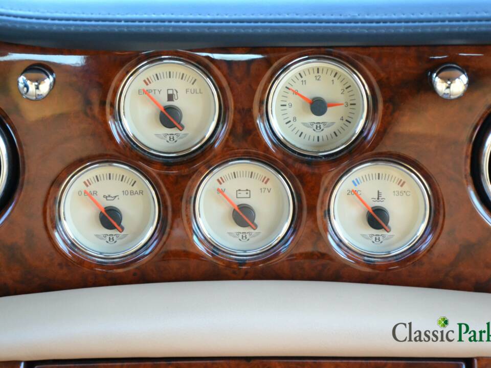 Bild 50/50 von Bentley Arnage Red Label (2002)