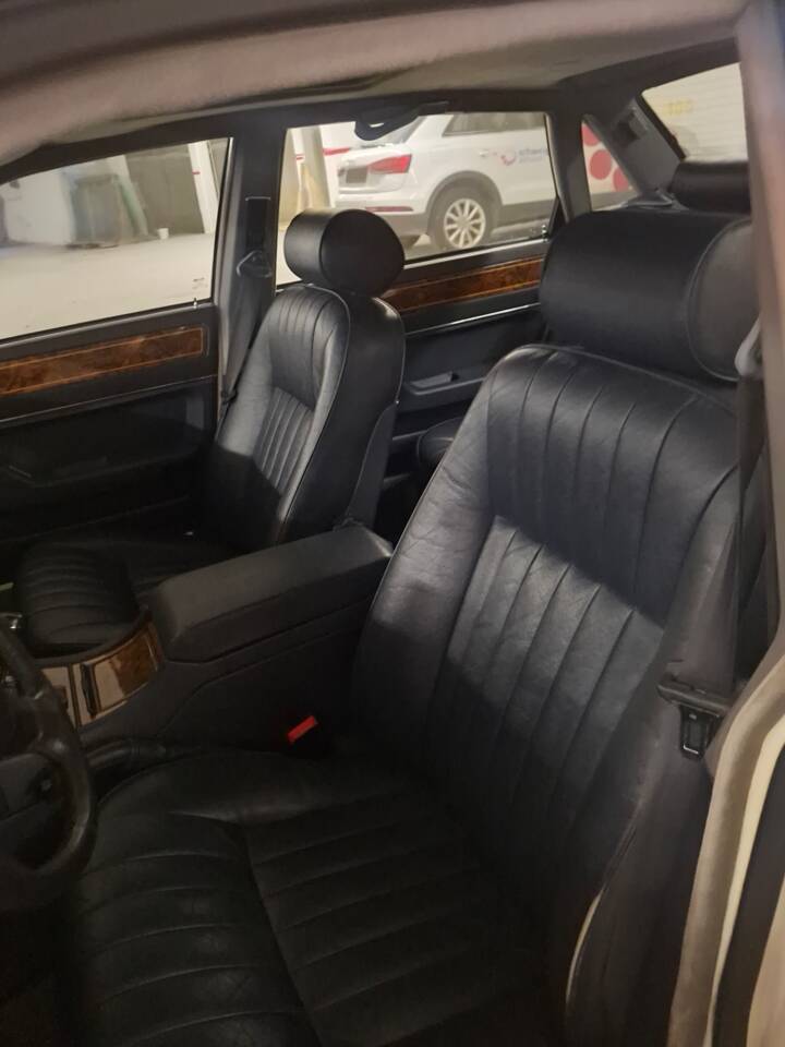 Image 7/7 of Jaguar XJ 40 4.0 (1990)