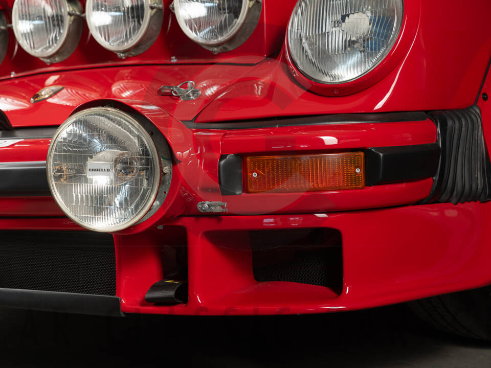 Image 7/24 of Porsche 911 SC 3.0 (1981)