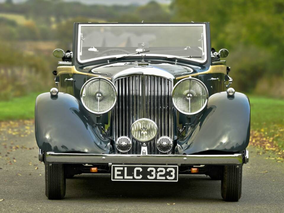 Image 4/50 de Bentley 4 1&#x2F;4 Litre (1937)