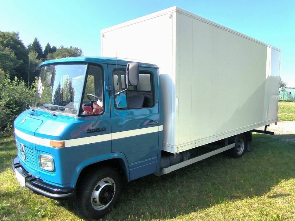 Afbeelding 2/34 van Mercedes-Benz T2 508 D (1980)