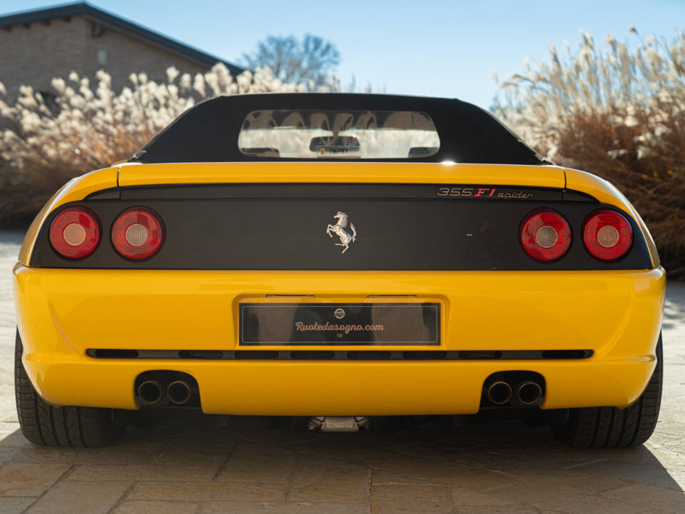 Bild 8/44 von Ferrari F 355 Spider (1998)