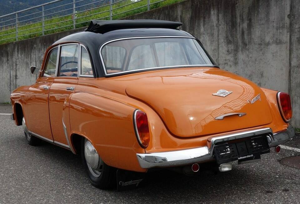 Image 4/16 of Wartburg 311&#x2F;1 Luxuslimousine (1960)