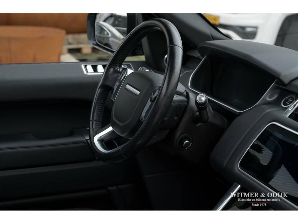 Image 15/27 of Land Rover Range Rover Sport P400e PHEV (2019)