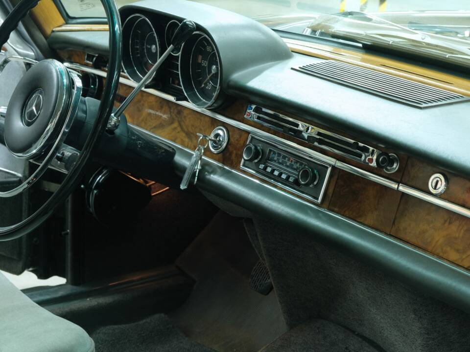 Bild 41/50 von Mercedes-Benz 300 SEL (1967)