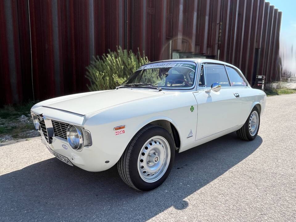 Image 9/87 of Alfa Romeo Giulia 1600 Sprint GT (1965)