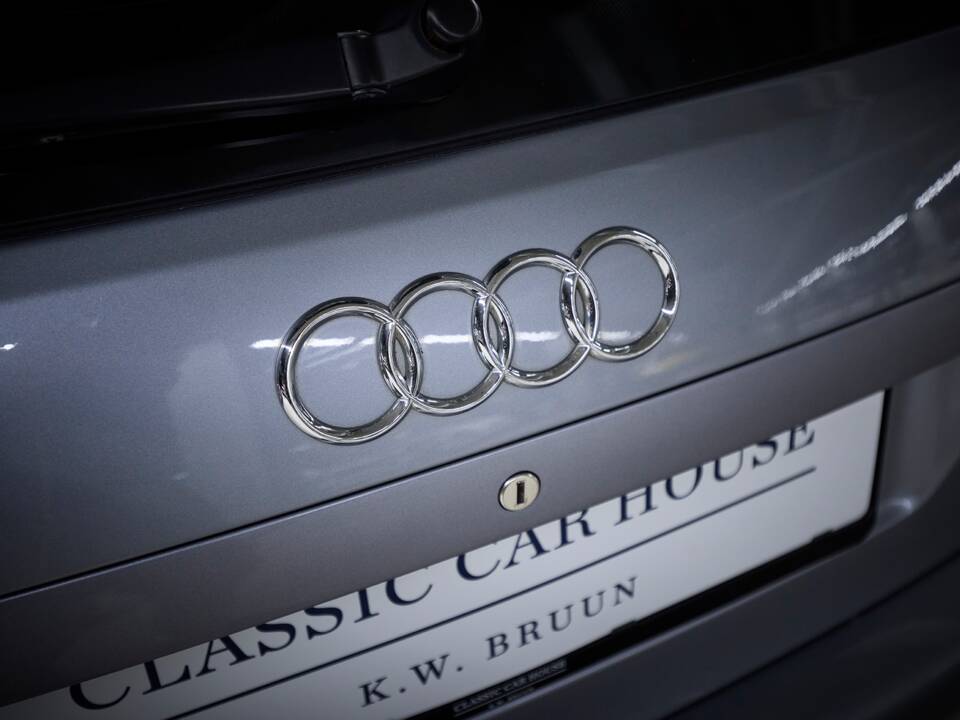 Imagen 19/100 de Audi RS4 Avant (2001)